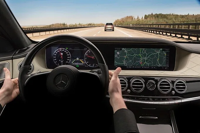 Mercedes-Benz Intelligent Drive