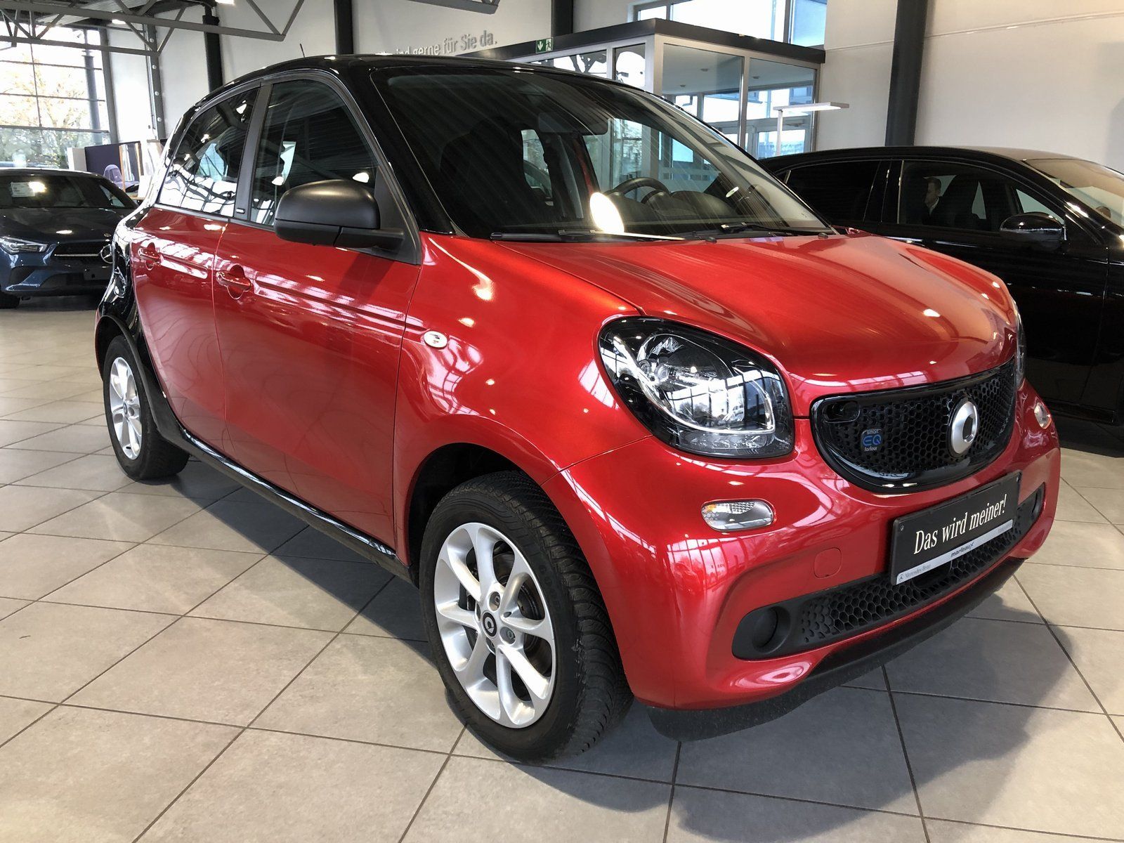 Fahrzeugabbildung Smart forfour electric drive+ALLWETTER+SITZHEIZUNG++++