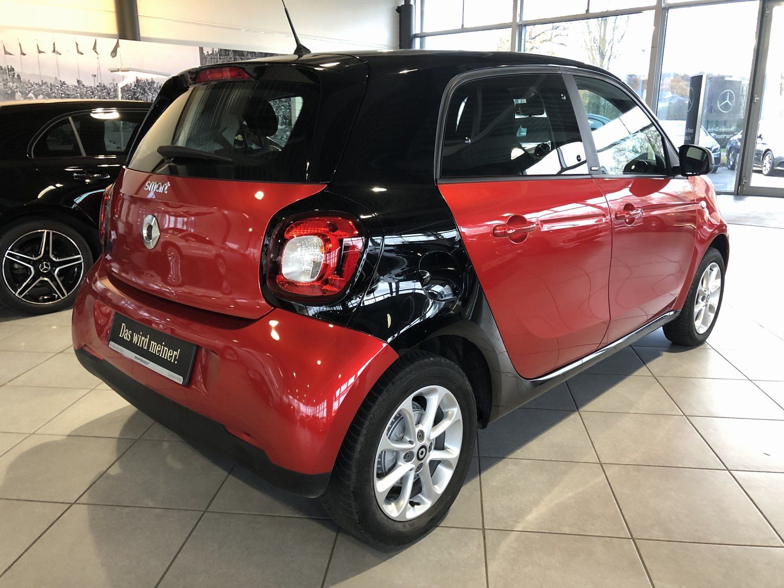 Fahrzeugabbildung Smart forfour electric drive+ALLWETTER+SITZHEIZUNG++++